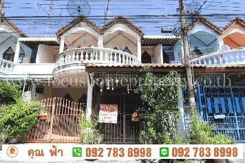 ขาย ทาวน์เฮ้าส์ หมู่บ้าน วีรวัฒน์ เพชรเกษม 92/3